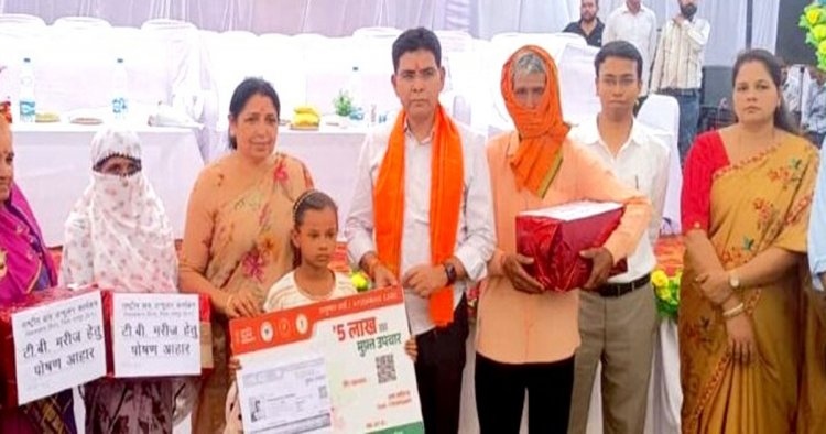 सुशासन तिहार भूमिया में 973 आवेदन प्राप्त, विभिन्न योजनाओं के हितग्राहियों को सामग्री एवं सहायता राशि का वितरण
