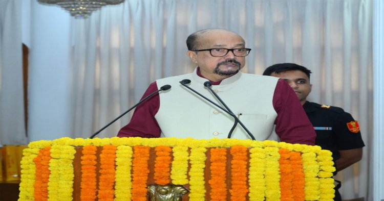 जीवन में ऐसा कार्य करें जिसमें केवल पाना नहीं, समाज को कुछ देना हो- राज्यपाल रमेन डेका