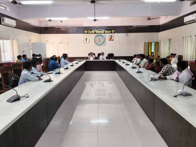 ’छत्तीसगढ़ होमस्टे नीति 2025-30 के तहत आयोजित बैठक में हितग्राहियों को दी गई व्यवसाय संचालन, ऋण सुविधा एवं पर्यटन संभावनाओं की जानकारी’