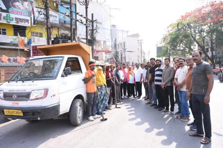 पर्यावरण केवल प्रकृति का विषय नहीं, बल्कि मानव जीवन के अस्तित्व और आने वाली पीढ़ियों के भविष्य से जुड़ा हुआ महत्वपूर्ण दायित्व है।
