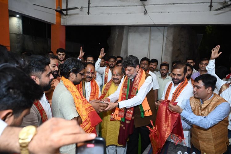 प्रधानमंत्री नरेंद्र मोदी के दीर्घकालीन कार्यकाल की सफलता के लिए की पूजा अर्चना : किरण सिंहदेव