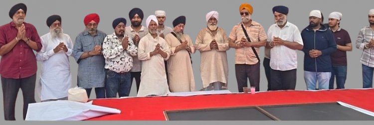 प्रधानमंत्री नरेंद्र मोदी के सबसे लंबी अवधि तक सेवा देने वाले प्रधानमंत्री बनने पर छत्तीसगढ़ सिक्ख समाज ने दी बधाई -  देश की उत्तरोत्तर प्रगति में उनकी सफलता के लिए की अरदास