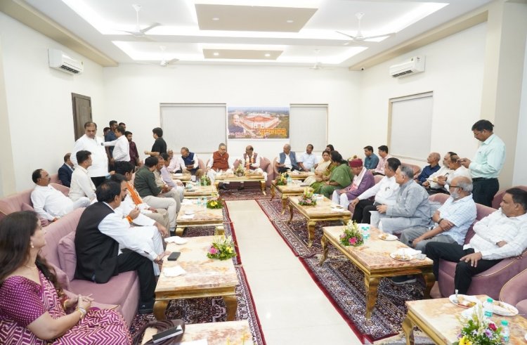 लोकसभा अध्यक्ष ओम बिरला का रायपुर में भव्य स्वागत; सांसद बृजमोहन अग्रवाल ने आयोजित की 'हाई टी'