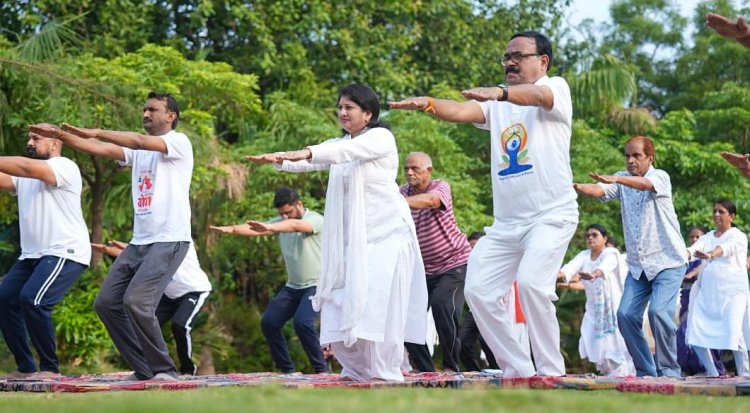 योग केवल व्यायाम नहीं, तन-मन का संपूर्ण विज्ञान- डॉ. वर्णिका शर्मा