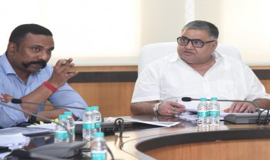 छत्तीसगढ़ बने देश का प्रमुख पर्यटन गंतव्य, योजनाओं के प्रभावी क्रियान्वयन पर दें विशेष ध्यान: मंत्री राजेश अग्रवाल