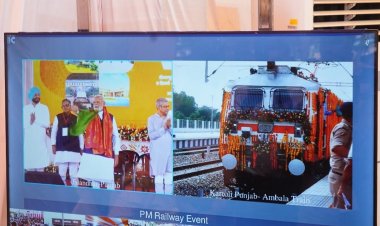 प्रधानमंत्री  नरेंद्र मोदी ने अमृत भारत स्टेशन योजना के तहत चांपा, बालोद एवं सरोना रेलवे स्टेशनों का किया वर्चुअल लोकार्पण
