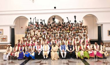  राष्ट्रपति भवन के विशेष अतिथि बने बस्तर के मांझी-चालकी : बस्तर पंडुम-2026 के विजेताओं और जनजातीय प्रतिनिधियों का हुआ विशेष सम्मान