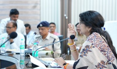 बच्चों के अधिकारों पर जीरो टॉलरेंस धमतरी में बाल आयोग ने की कड़ी समीक्षा