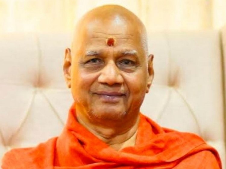 चम्पत राय और अनिल मिश्रा का इस्तीफा मंजूर, कृष्ण मोहन कार्यकारी महासचिव नियुक्तः गोविंद देव गिरि