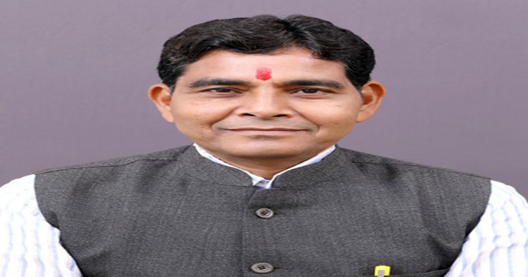 स्कूल सिर्फ किताबी ज्ञान के केंद्र नहीं, बल्कि बच्चों के सामाजिक-सांस्कृतिक विकास की धुरी - मंत्री वर्मा