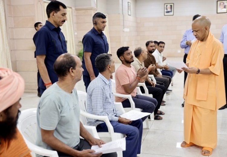 मेहनत से खेलिए, पदक जीतिए और सरकारी नौकरी में प्राथमिकता लीजिए : मुख्यमंत्री योगी