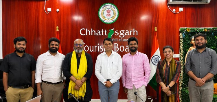 चित्रोत्पला फिल्म सिटी के विकास,  फिल्म पर्यटन को बढ़ावा देने और छत्तीसगढ़ को राष्ट्रीय-अंतरराष्ट्रीय फिल्म निर्माण के आकर्षक गंतव्य के रूप में विकसित करने पर हुई विस्तृत चर्चा