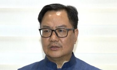 सेना देश की रक्षा करती है, उसे राजनीतिक विवादों में न घसीटें: किरेन रिजिजू