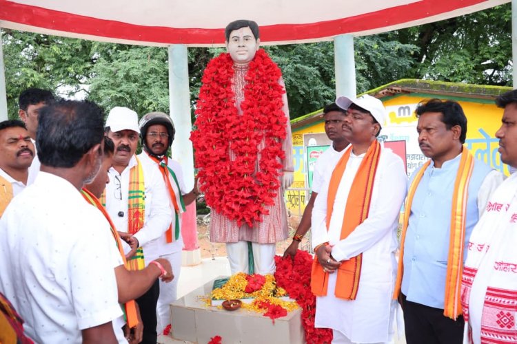 श्यामगिरी में शहीद पूर्व विधायक स्व. भीमा मंडावी को वन मंत्री केदार कश्यप ने दी श्रद्धांजलि