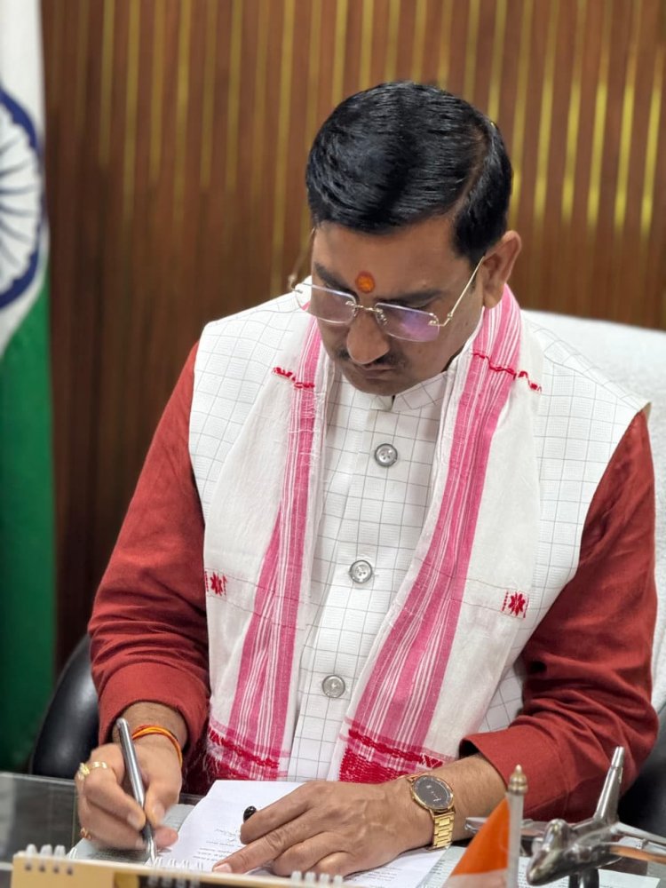 केंद्रीय राज्य मंत्री तोखन साहू ने बिलासपुर में जनदर्शन, धार्मिक एवं सामाजिक कार्यक्रमों में की सहभागिता
