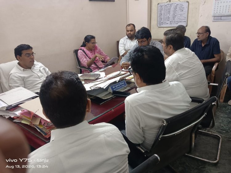 शक्कर व्यापारियों के साथ स्टॉक सीमा को लेकर प्रशासन एवं व्यापारियों की महत्वपूर्ण बैठक - CAIT