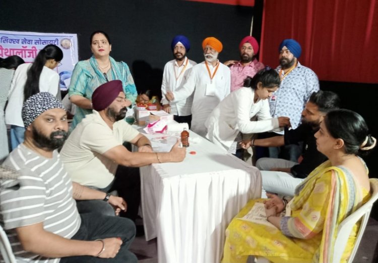 कैंसर जागरूकता शिविर व सेमिनार छत्तीसगढ़ सिक्ख सेवा सोसाइटी का आयोजन