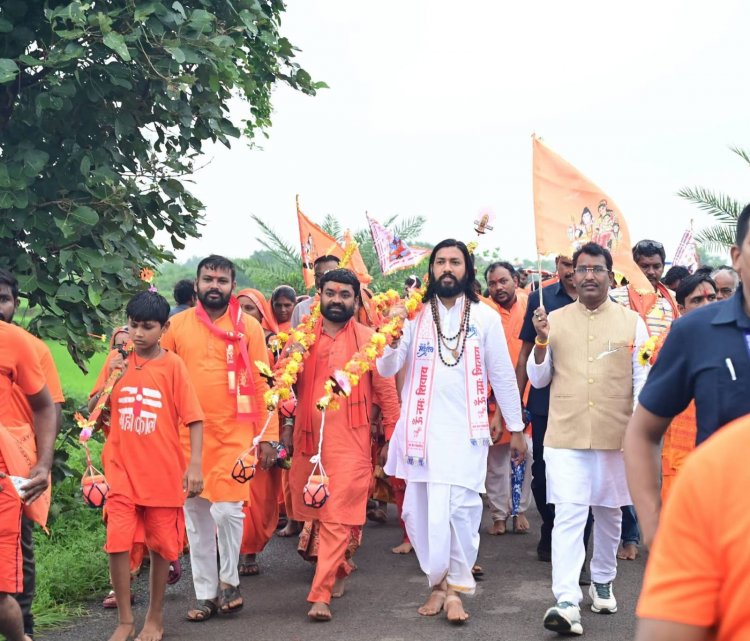 चंदखुरी से आरंग तक 71 किलोमीटर की सामाजिक सद्भाव विशाल कांवड़ यात्रा में उमड़ा जनसैलाब, बोल रहा अब हिंदुस्तान, मनखे - मनखे एक समान से गूंजा क्षेत्र