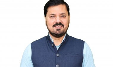 "धरसींवा में स्वास्थ्य क्रांति: विधायक अनुज शर्मा की मेहनत लाई रंग, सामुदायिक स्वास्थ्य केंद्र के उन्नयन को मिली ₹97.18 लाख की प्रशासकीय स्वीकृति"