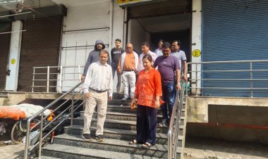 आयुक्त के निर्देश पर अपर आयुक्त ने नगर निगम जोन 4 के विभिन्न स्थानों के निरीक्षण के दौरान पाई गई गंदगी को लेकर संबंधित व्यक्तियों पर जुर्माना करने के दिये निर्देश