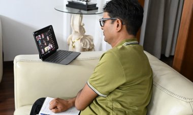 सेवा संकल्प अभियान को लेकर वित्त मंत्री  ओपी चौधरी ने जशपुर के जनप्रतिनिधियों से की वर्चुअल बैठक