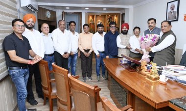 मुख्यमंत्री  विष्णु देव साय ने CAIT  की अभिनव पहल की सराहना की, अमर पारवानी एवं CAIT  टीम को दी बधाई एवं शुभकामनाएँ
