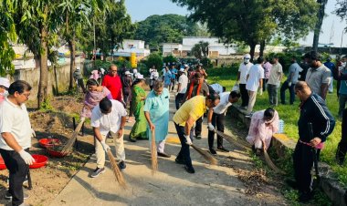 नगर पालिका अध्यक्ष अरुण कुमार कौशिक ने नगरवासियों से तालाबों, उद्यानों और सार्वजनिक स्थलों को स्वच्छ व सुंदर बनाए रखने में निरंतर सहयोग की अपील की। 