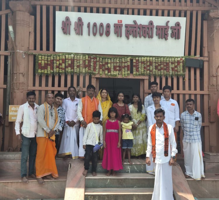 आस्था के धाम माँ दंतेश्वरी के चरणों में सांसद महेश कश्यप ने परिवार संग की पूजा अर्चना