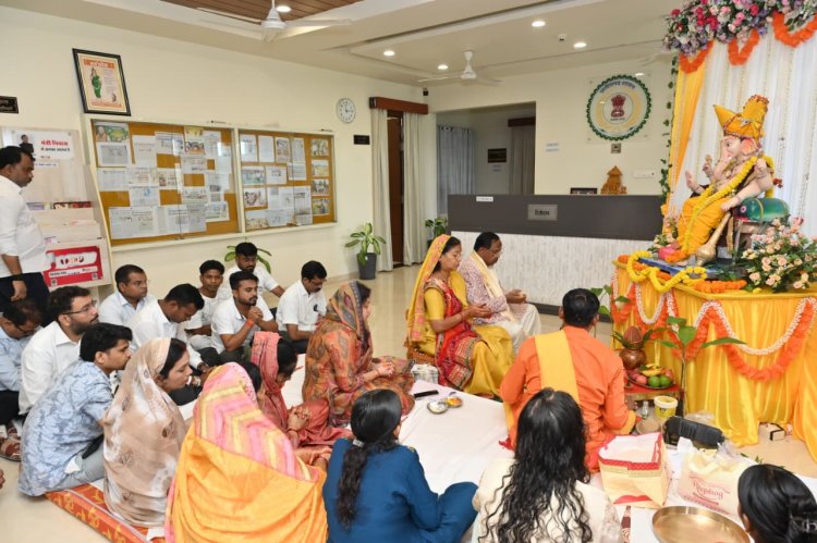  रामविचार नेताम के शासकीय निवास में विधि-विधान से हुई भगवान गणेश की स्थापना