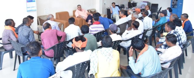 जनदर्शन में पर्यटन एवं संस्कृति मंत्री  राजेश अग्रवाल ने सुनीं नागरिकों की समस्याएं, संबंधित अधिकारियों को त्वरित निराकरण के निर्देश