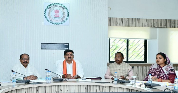 उप मुख्यमंत्री विजय शर्मा की अध्यक्षता में राजनीतिक प्रकरण वापसी समिति की हुई अहम बैठक