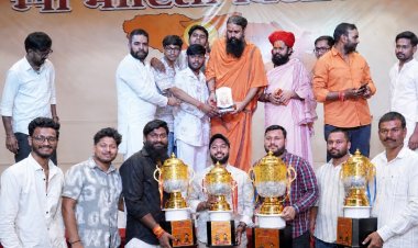 उत्कृष्ट झांकियों का हुआ सम्मान, भाजपा नेता बसंत अग्रवाल ने की कलाकारों की मेहनत की सराहना