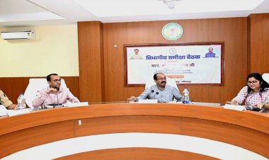 उप मुख्यमंत्री अरुण साव ने की विकास कार्यों की प्रगति और योजनाओं के क्रियान्वयन की समीक्षा
