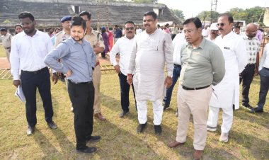 कैबिनेट मंत्री श्री यादव और कलेक्टर श्री सिंह ने किया कार्यक्रम स्थल का निरीक्षण