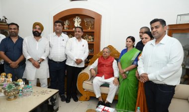 डॉ. रमन सिंह जी के जन्मदिन पर चेम्बर प्रतिनिधिमंडल ने की मुलाकात,   दी आत्मिक बधाई एवं शुभकामनाएं