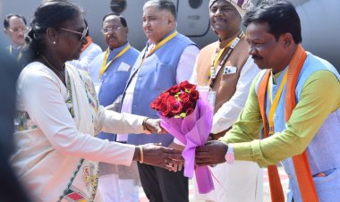 राष्ट्रपति द्रौपदी मुर्मु के बस्तर आगमन पर सांसद महेश कश्यप ने किया आत्मीय स्वागत