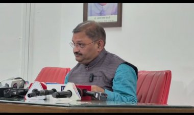 SIR प्रक्रिया को लेकर सांसद संतोष पांडे का कांग्रेस पर हमला, बोले- मतदाताओं को भ्रमित कर रही पार्टी