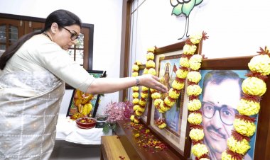 भाजपा प्रदेश कार्यालय में आदिकवि महर्षि वाल्मीकि जयंती पर पुष्पांजलि कार्यक्रम संपन्न