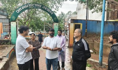 निगम लोककर्म विभाग अध्यक्ष दीपक जायसवाल से चर्चा कर जनसमस्याओं से हुए अवगत