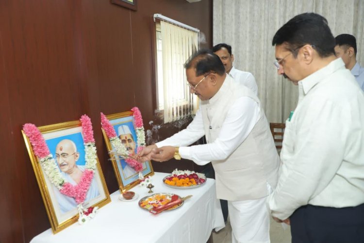 सत्य, अहिंसा और सादगी के आदर्श हमें राष्ट्रसेवा की प्रेरणा देते रहेंगे : मुख्यमंत्री  विष्णु देव साय