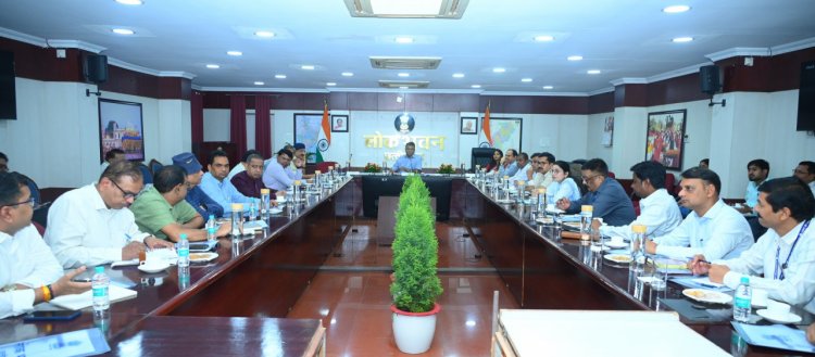 राष्ट्रपति श्रीमती द्रौपदी मुर्मू के छत्तीसगढ़ प्रवास की तैयारियों के संबंध में लोकभवन में बैठक आयोजित
