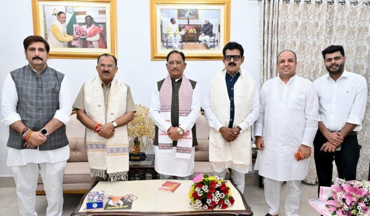 मुख्यमंत्री  विष्णु देव साय से राजस्थान विधानसभा अध्यक्ष  वासुदेव देवनानी ने की सौजन्य भेंट