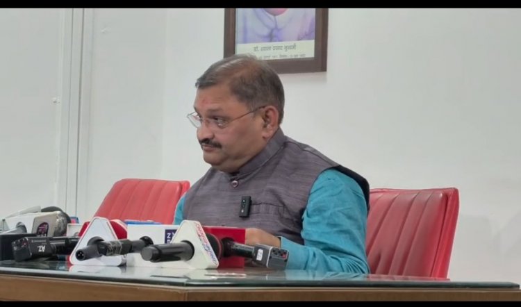 SIR प्रक्रिया को लेकर सांसद संतोष पांडे का कांग्रेस पर हमला, बोले- मतदाताओं को भ्रमित कर रही पार्टी