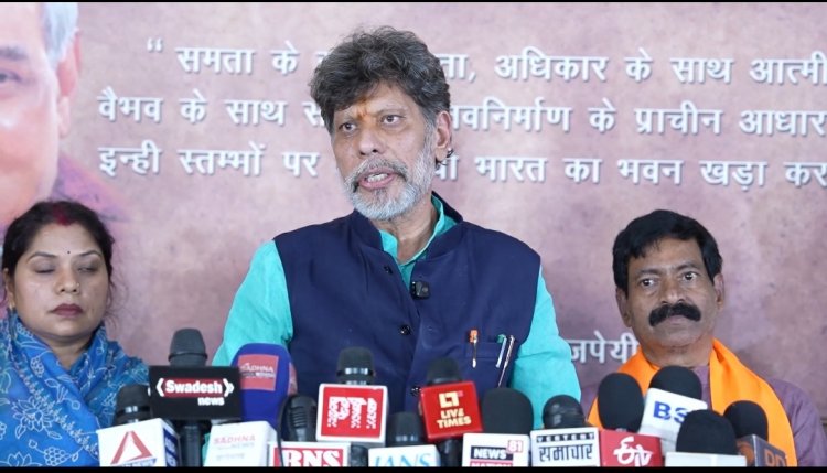 स्मृति ईरानी के मार्गदर्शन से हमारा विश्वास और मजबूत हुआ है - किरण देव*